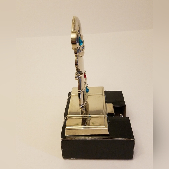 Santa Christmas Stocking Holder  Silver Metal Christmas Shoppe - Picture 6 of 8